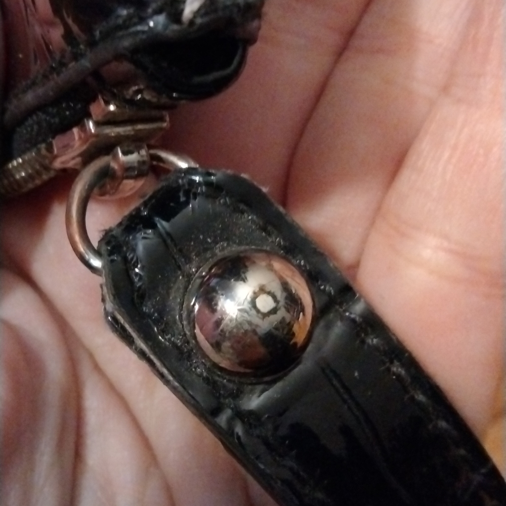 Guess wristlet - Picture 5 of 11